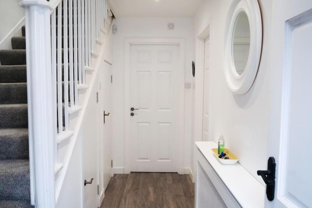 Central 2 Bedroom Luxury Home Close To River Ness Inverness Luaran gambar